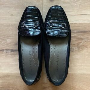 Karen Scott Loafers